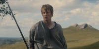 extant_AKnightOfTheSevenKingdoms_1x01-TheHedgeKnight_00369