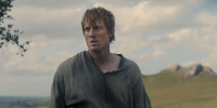 extant_AKnightOfTheSevenKingdoms_1x01-TheHedgeKnight_00378