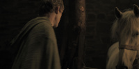 extant_AKnightOfTheSevenKingdoms_1x01-TheHedgeKnight_00892