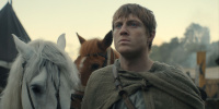 extant_AKnightOfTheSevenKingdoms_1x01-TheHedgeKnight_01576
