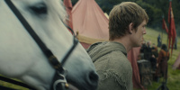 extant_AKnightOfTheSevenKingdoms_1x01-TheHedgeKnight_01714