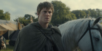 extant_AKnightOfTheSevenKingdoms_1x01-TheHedgeKnight_01841