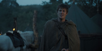 extant_AKnightOfTheSevenKingdoms_1x01-TheHedgeKnight_02004