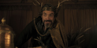 extant_AKnightOfTheSevenKingdoms_1x01-TheHedgeKnight_02513