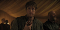 extant_AKnightOfTheSevenKingdoms_1x01-TheHedgeKnight_02629