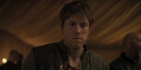 extant_AKnightOfTheSevenKingdoms_1x01-TheHedgeKnight_02635