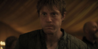 extant_AKnightOfTheSevenKingdoms_1x01-TheHedgeKnight_02638
