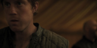extant_AKnightOfTheSevenKingdoms_1x01-TheHedgeKnight_02639