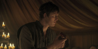 extant_AKnightOfTheSevenKingdoms_1x01-TheHedgeKnight_02854