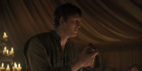 extant_AKnightOfTheSevenKingdoms_1x01-TheHedgeKnight_02859