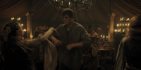 extant_AKnightOfTheSevenKingdoms_1x01-TheHedgeKnight_02918