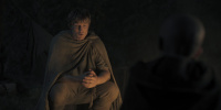 extant_AKnightOfTheSevenKingdoms_1x01-TheHedgeKnight_03665