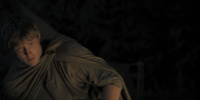 extant_AKnightOfTheSevenKingdoms_1x01-TheHedgeKnight_03697