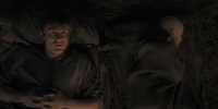 extant_AKnightOfTheSevenKingdoms_1x01-TheHedgeKnight_03805