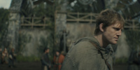 extant_AKnightOfTheSevenKingdoms_1x02-HardSaltBeef_00340