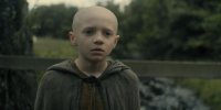 extant_AKnightOfTheSevenKingdoms_1x02-HardSaltBeef_00416