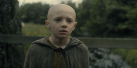 extant_AKnightOfTheSevenKingdoms_1x02-HardSaltBeef_00417