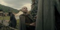 extant_AKnightOfTheSevenKingdoms_1x02-HardSaltBeef_00434
