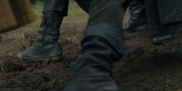 extant_AKnightOfTheSevenKingdoms_1x02-HardSaltBeef_01935