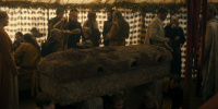 extant_AKnightOfTheSevenKingdoms_1x06-TheMorrow_01565